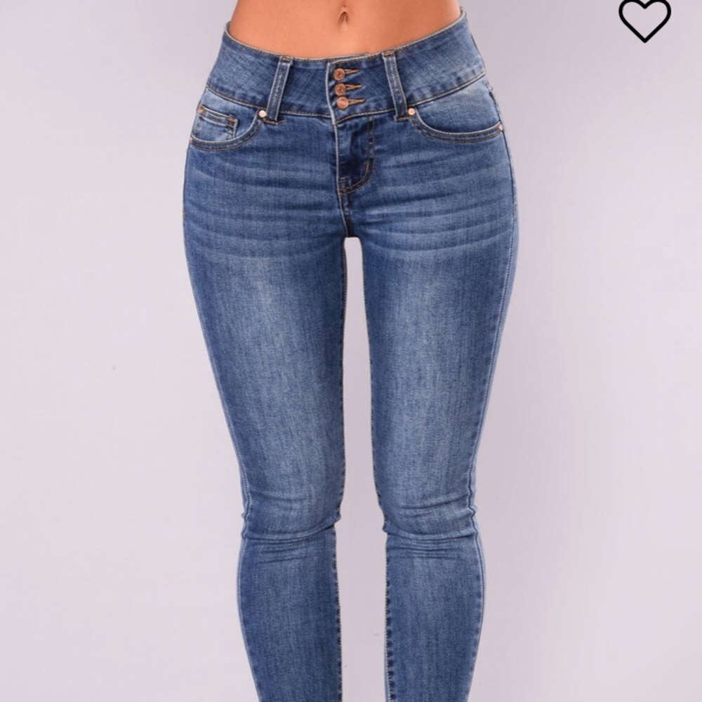 Fashion Nova skinny jeans